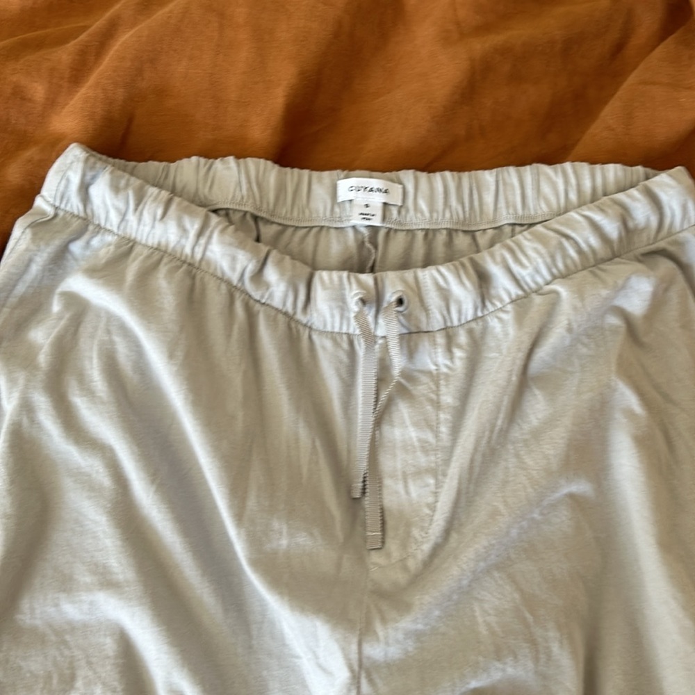 Light gray Cuyana tapered pants